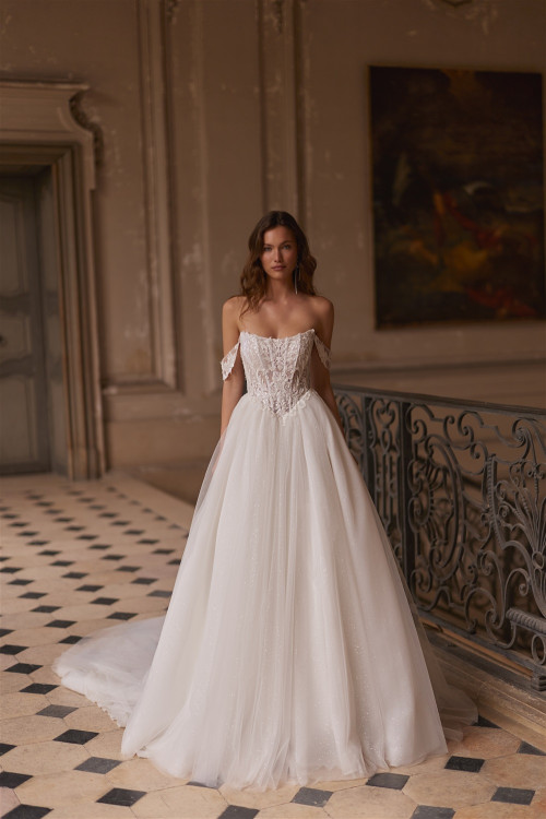 Wedding dress 6024