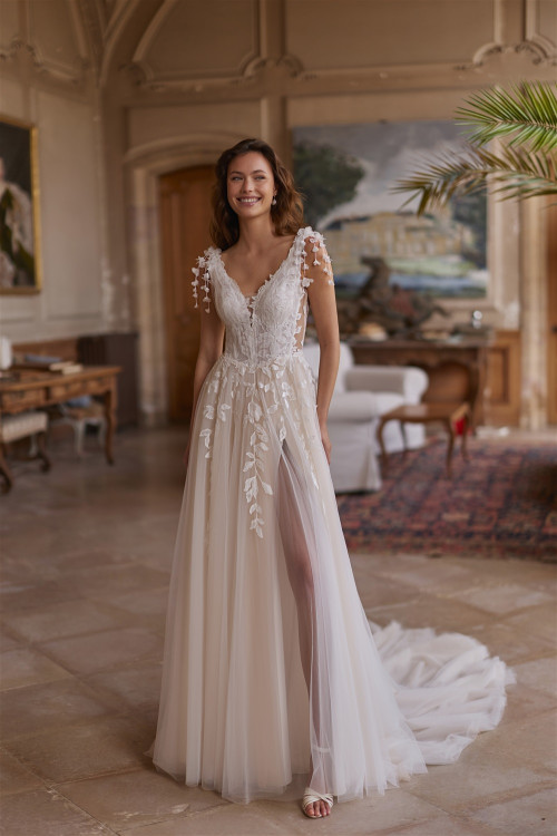 Wedding dress 6041