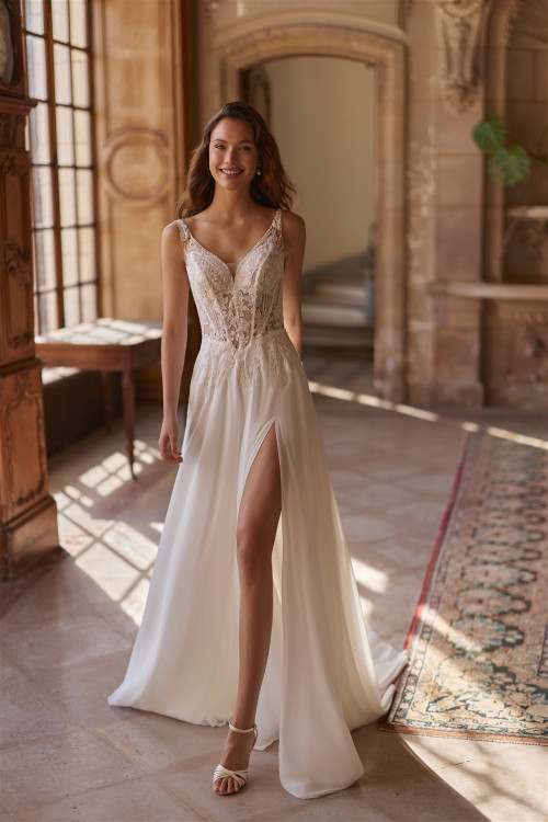 Wedding dress 6047