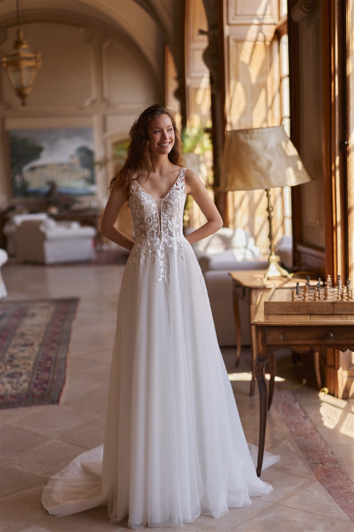 Wedding dress 6048