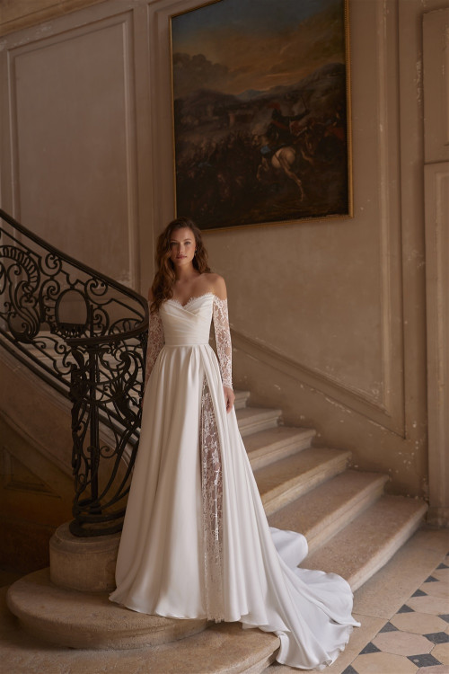 Wedding dress 6058