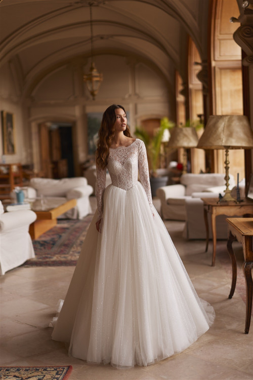 Wedding dress 6070