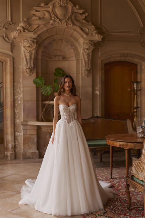 Wedding dress 6072