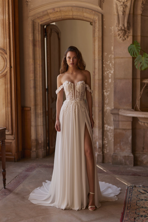 Wedding dress 6082