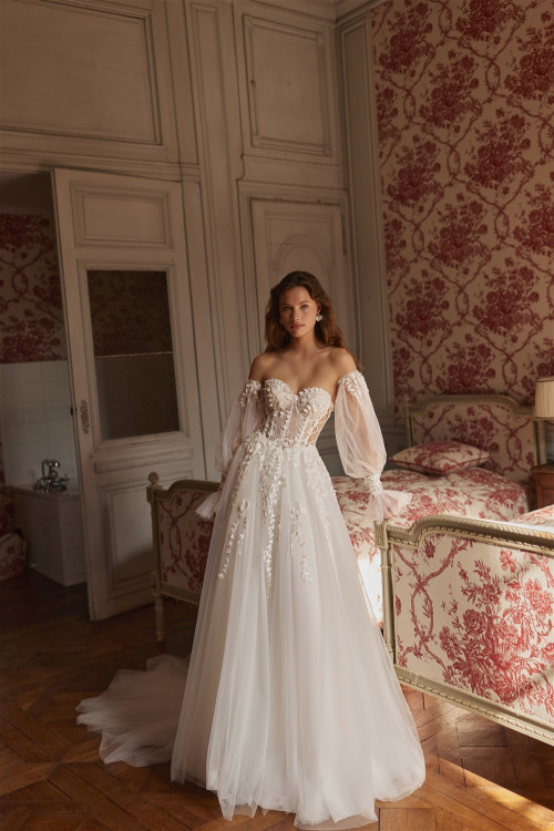 Corset flared wedding dress with puffy long sleeves and lace